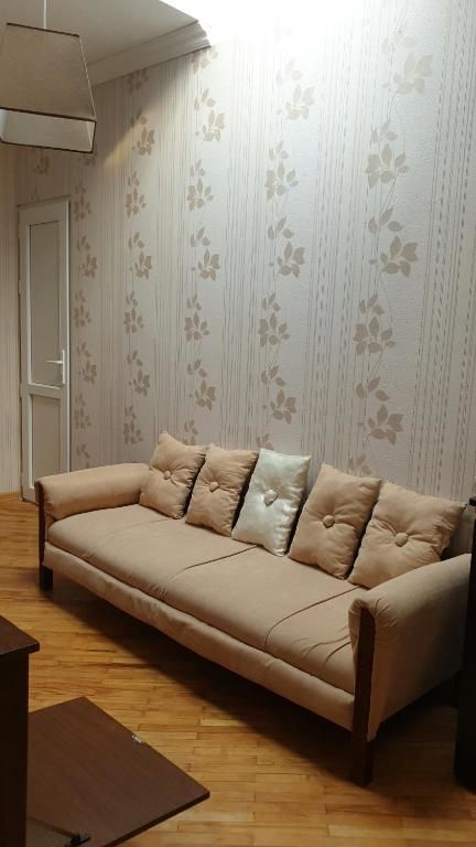 Дома для отпуска House near Downtown Тбилиси