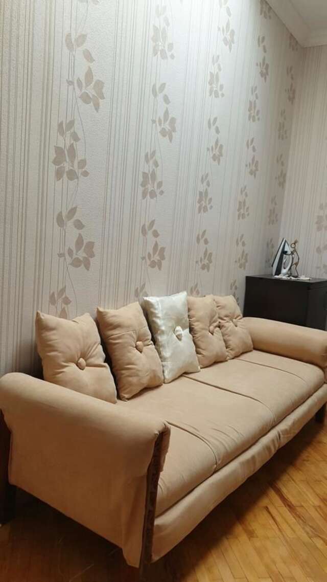Дома для отпуска House near Downtown Тбилиси-15