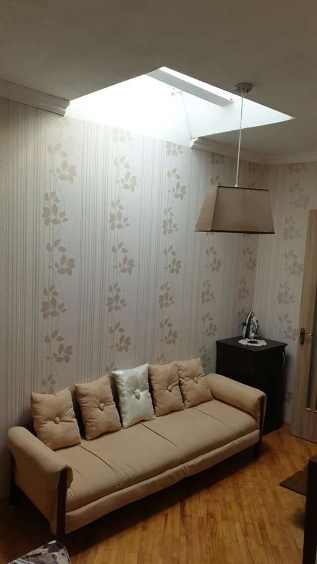 Дома для отпуска House near Downtown Тбилиси-7